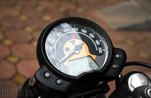 Triumph Bonneville Bobber 2017 đầu tiên về VN, giá 580 triệu đồng ảnh 15 Triumph Bonneville Bobber 2017 đầu tiên về VN, giá 580 triệu đồng ảnh 15