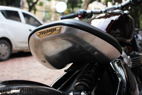 Triumph Bonneville Bobber 2017 đầu tiên về VN, giá 580 triệu đồng ảnh 10 Triumph Bonneville Bobber 2017 đầu tiên về VN, giá 580 triệu đồng ảnh 10