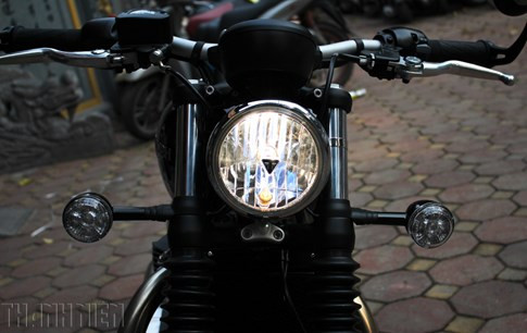 Triumph Bonneville Bobber 2017 đầu tiên về VN, giá 580 triệu đồng ảnh 13 Triumph Bonneville Bobber 2017 đầu tiên về VN, giá 580 triệu đồng ảnh 13