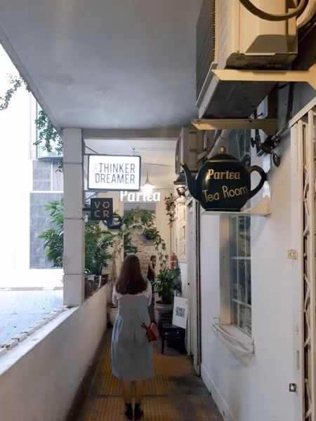 Bí quyết chụp ảnh check-in tại quán cà phê thật ‘chất’ dành cho giới trẻ ảnh 2