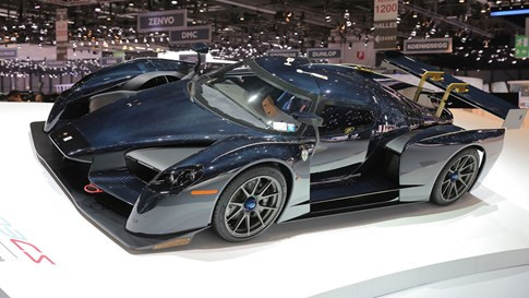 Triệu phú Glickenhaus sản xuất siêu xe: ‘Lỗ 15 triệu USD vẫn chơi’ ảnh 6