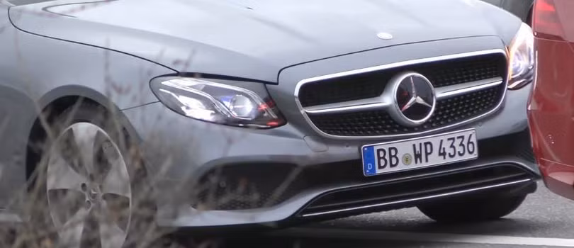 Mercedes-Benz E-Class Cabriolet bản sản xuất lộ diện trên phố ảnh 1