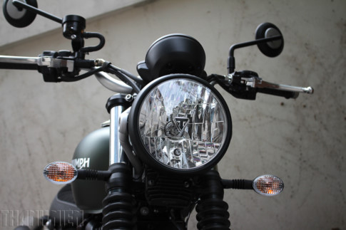 ‘Xế nổ’ Triumph Street Scrambler 2017 đầu tiên về Việt Nam ảnh 2