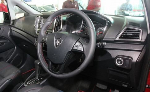 Xe nhỏ Proton Iriz của Malaysia trình làng - ảnh 2
