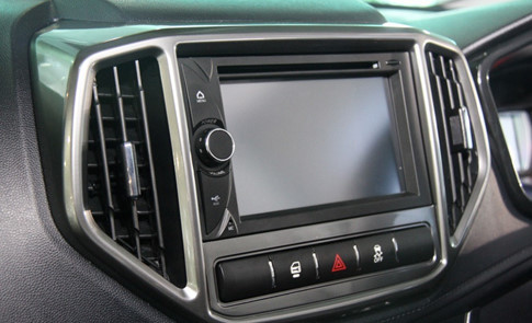 Xe nhỏ Proton Iriz của Malaysia trình làng - ảnh 3