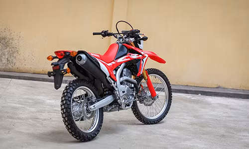 Ống xả thiết kế lại.