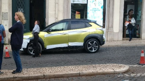 Hyundai Kona - đối thủ mới của Mazda CX-3 lần đầu lộ diện ảnh 3 hyundai-kona-doi-thu-moi-cua-mazda-cx-3-lan-dau-lo-dien-page-2-3