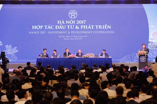 Tại Hội nghị năm 2017 TP Hà Nôi đã trao quyết định đầu tư cho 48 dự án với tổng vốn đầu tư khoảng 74.000 tỷ đồng.