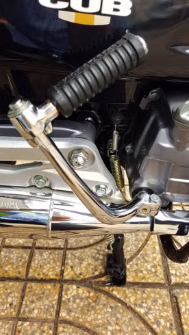 hang-noi-dia-nhat-ban-honda-super-cub-custom-100-6