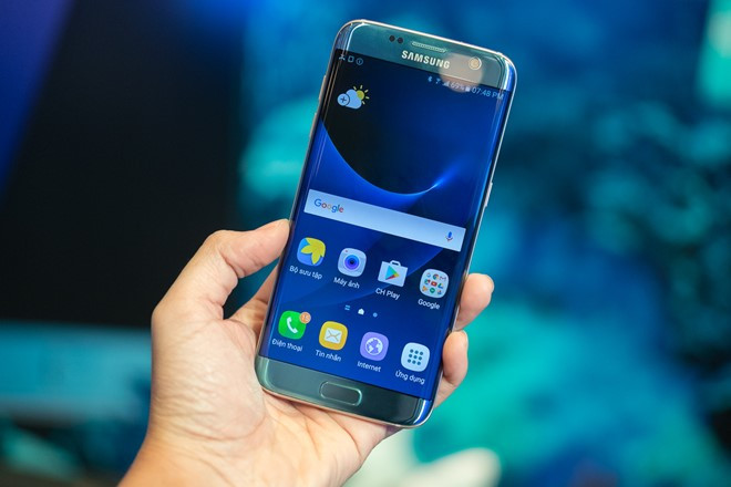 Galaxy S7 edge Blue Coral (xanh san hô) sẽ giúp Samsung giữ chân người dùng sau sự cố Galaxy Note 7.