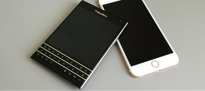 iPhone 6 hay BlackBerry Passport là những smartphone hết thời được săn đón tại Việt Nam trong thời gian qua. Ảnh: Toptechtrinkets.