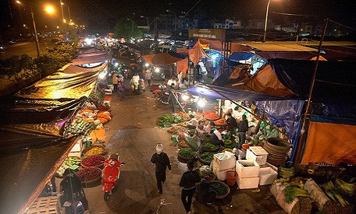 Chợ đầu mối Long Biên (Ảnh minh họa)