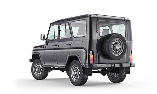 Hunter bán ra tại Việt Nam với 3 phiên bản gồm tiêu chuẩn, mui bạt và Trophy.