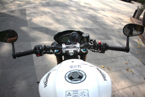 ‘Chiến binh đường phố’ Triumph Speed Triple R 2017 về Việt Nam ảnh 5