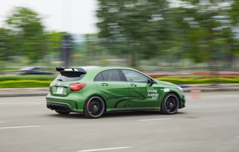 Trải nghiệm từ A-Z các dòng xe Mercedes tại Việt Nam ảnh 3