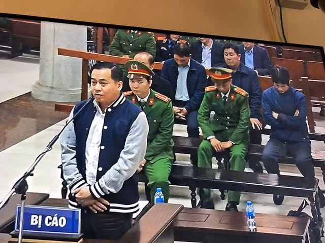 Vũ khai để xin đất thường dùng cụm từ "dùng cho hoạt động nghiệp vụ". Ảnh: dantri.com.vn