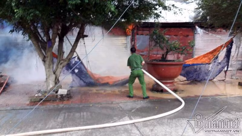 cháy chợ,hỏa hoạn,cháy chợ Tân Thanh,chợ Tân Thanh,Lạng Sơn,cháy ở Lạng Sơn,cửa khẩu Tân Thanh