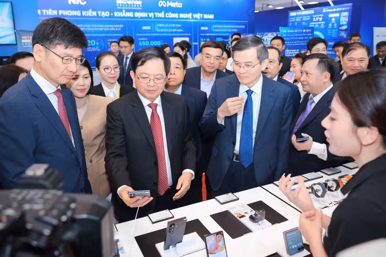 Phó Thủ tướng yêu cầu gắn trách nhiệm người đứng đầu với kết quả thực hiện. Ảnh: Bộ KHCN.