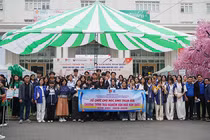 Hơn 1.000 lượt học sinh, sinh viên đến từ hơn 20 trường THPT, ĐH-CĐ trên địa bàn thành phố Đà Nẵng tham gia chương trình “Trải nghiệm văn hoá Hàn Quốc dành cho học sinh - sinh viên TP Đà Nẵng năm học 2025 - 2026” được tổ chức tại Đại học Đông Á.