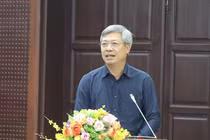 Ông Hồ Quang Bửu, Phó Chủ tịch UBND TP Đà Nẵng đánh giá cao kế hoạch phối hợp, triển khai thí điểm hỗ trợ cửa hàng, hộ kinh doanh bán buôn, bán lẻ chuyển đổi số trên địa bàn thành phố Đà Nẵng nhằm thúc đẩy kinh tế số.