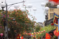 Hội An đông kín người trong ngày Mùng 3 Tết Bính Ngọ 2026.