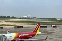 Từ 17/2 - 24/2 (tức từ mùng 1 đến mùng 6 Tết Bính Ngọ), nhiều chuyến bay đến và đi tại sân bay Đà Nẵng bị ảnh hưởng trực tiếp, xáo trộn lịch trình, tiềm ẩn nguy cơ mất an toàn hàng không do flycam xâm nhập khu vực cấm bay và hành lang cất/hạ cánh.