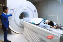Hệ thống máy cộng hưởng từ 3.0 Tesla - SIGNA Pioneer tích hợp công nghệ AI tại Bệnh viện TƯ Huế.