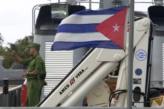 Tàu tuần tra của lực lượng biên phòng Cuba. Ảnh: Dongfang.