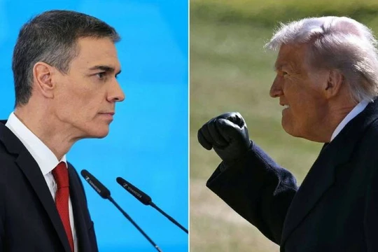 Thủ tướng Tây Ban Nha Pedro Sánchez (trái) công khai bày tỏ không sợ bị trả đũa sau khi ông Trump dọa cắt quan hệ thương mại. Ảnh: Creaders.