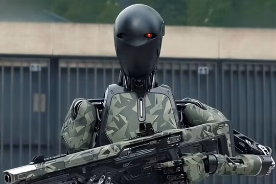 Robot Phantom MK-1 với súng trường tấn công trong tay. Ảnh: Sohu.