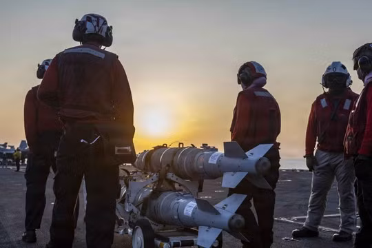 Trong 12 ngày đầu chiến tranh, Mỹ đã phải chi phí 16,5 tỷ USD cho chiến tranh chống Iran. Ảnh: CSIS. 