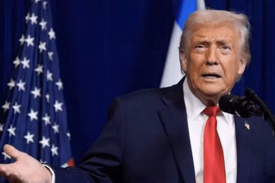 Lấy lý do bảo đảm tiền thuế của người dân Mỹ quay trở lại phục vụ lợi ích trong nước, ông Trump tuyên bố rút khỏi 66 tổ chức quốc tế. Ảnh: Reuters.