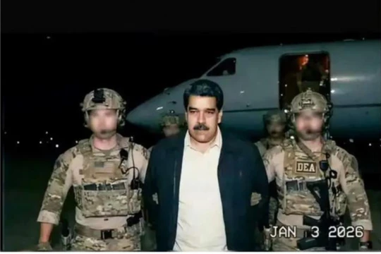 Sự kiện Tổng thống Venezuela Maduro bị quân đội Mỹ tập kích vào thủ đô Caracas bắt giữ khiến Trung Quốc phản ứng mạnh mẽ. Ảnh: Sohu.