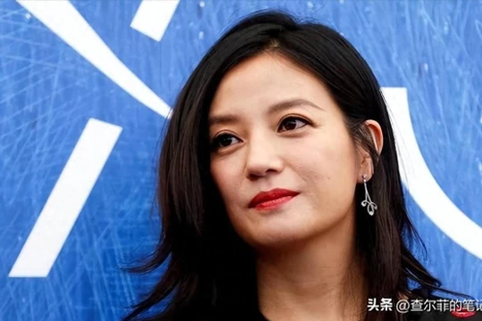 Triệu Vy thất bại trong việc tìm cách quay trở lại làng giải trí. Ảnh: Toutiao.