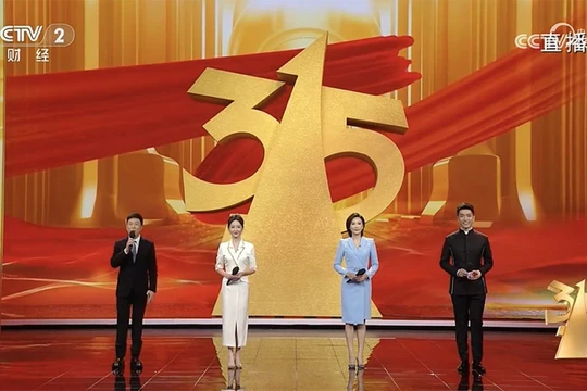 Chương trình Gala 15/3 CCTV phát sóng trực tiếp thu hút lượng người xem rất lớn, đồng thời là nỗi ám ảnh của các doanh nghiệp Trung Quốc. Ảnh: Caixin.