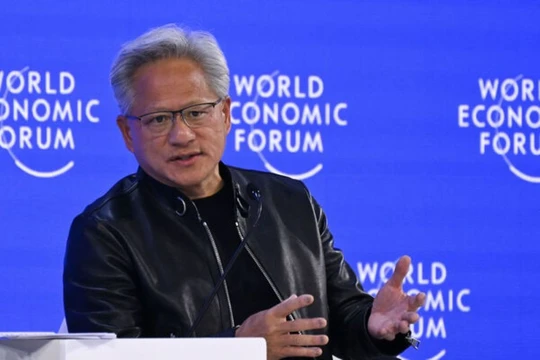 CEO Nvidia Jensen Huang cảnh báo ba loại người sẽ sớm bị đào thải trong kỷ nguyên AI. Ảnh: Reuters.