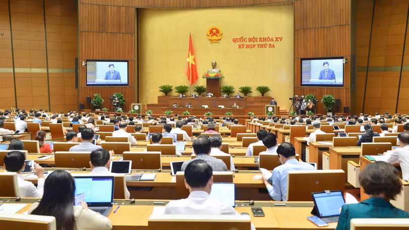 Toàn cảnh phiên trả lời chất vấn của Phó Thủ tướng Thường trực Phạm Bình Minh - vừa diễn ra chiều 9/6.