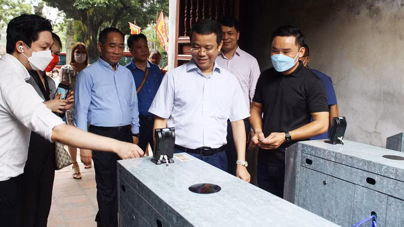Hệ thống vé điện tử tại Văn Miếu - Quốc Tử Giám. Hệ thống vé điện tử tại Văn Miếu - Quốc Tử Giám.