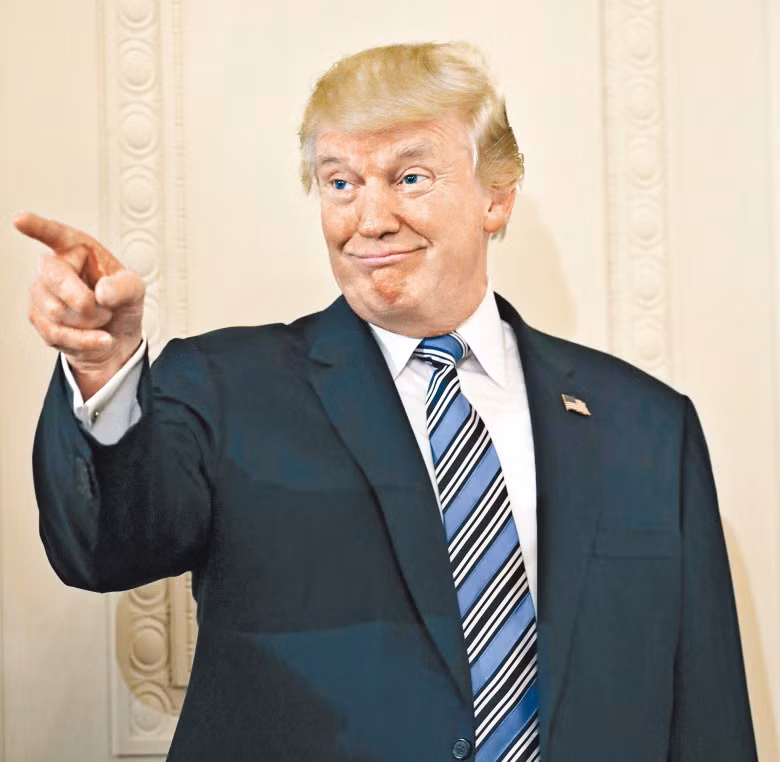 Ông Donald Trump tuyên bố tiếp tục áp đặt thêm 10% thuế nhập khẩu với 200 tỷ hàng hóa Trung Quốc Ông Donald Trump tuyên bố tiếp tục áp đặt thêm 10% thuế nhập khẩu với 200 tỷ hàng hóa Trung Quốc