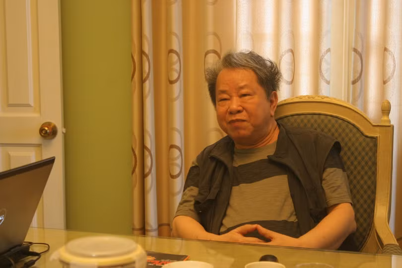 Nguyễn Trần Bạt: "Tất cả những người tài hoa đều “quá trớn”! Các bức vẽ vĩ đại nhất đều “quá trớn”, cả các giải pháp chính trị ngoạn mục cũng có sự “quá trớn”. Nguyễn Trần Bạt: "Tất cả những người tài hoa đều “quá trớn”! Các bức vẽ vĩ đại nhất đều “quá trớn”, cả các giải pháp chính trị ngoạn mục cũng có sự “quá trớn”.