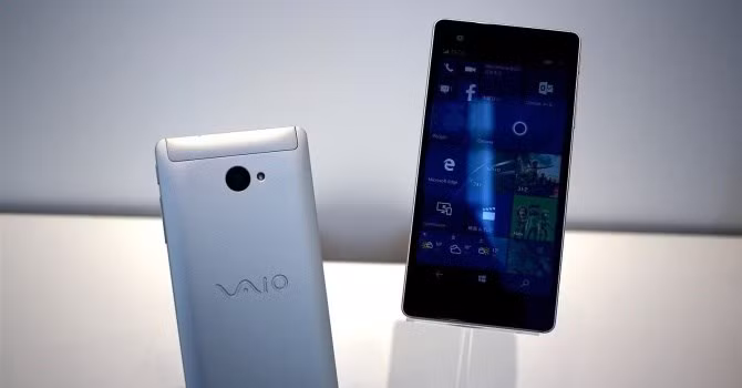Smartphone của Vaio có tên Phone Biz