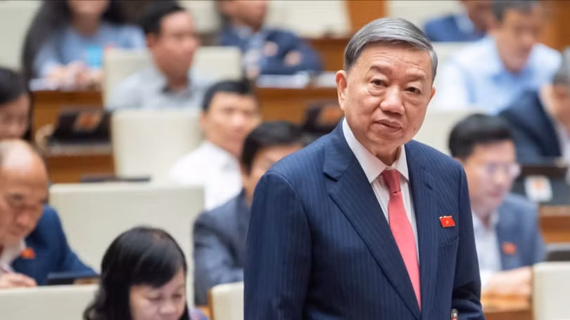 Đại tướng Tô Lâm - Bộ trưởng Bộ Công an trả lời chất vấn tại phiên họp ngày 7/11/2023.