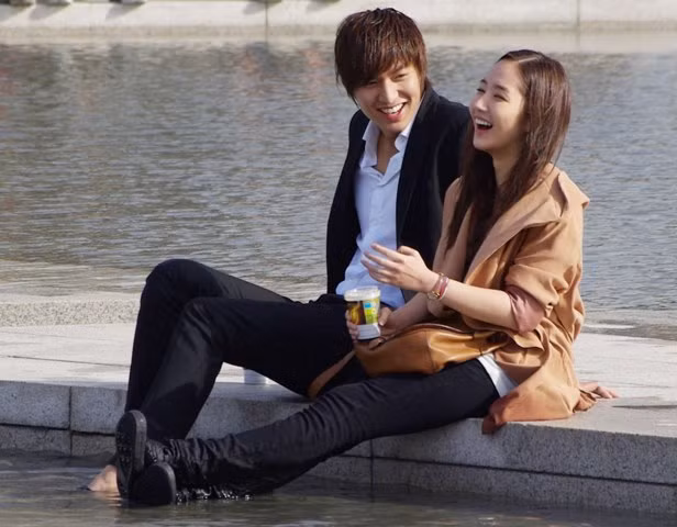 Ước mơ hẹn hò cùng Lee Min Ho của nhiều cô gái sẽ có cơ hội trở thành hiện thực.