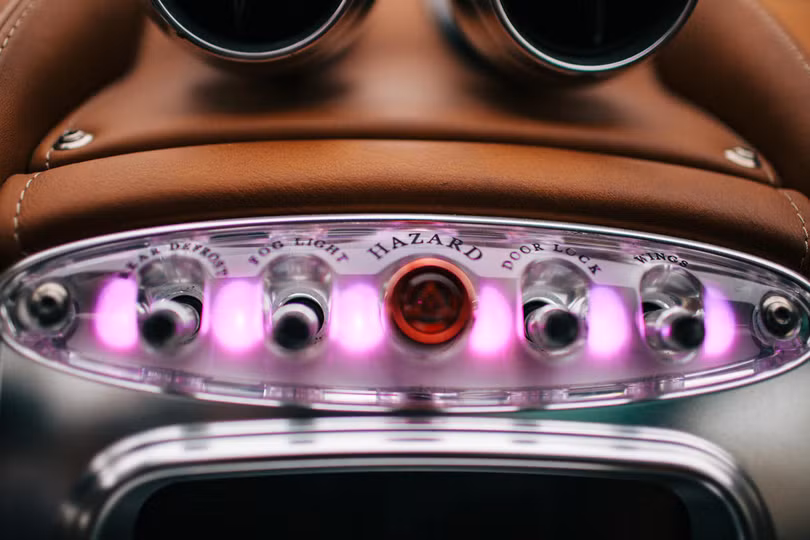 Mãn nhãn nội thất Pagani Huayra giá 78 tỷ đồng ảnh 5 Mãn nhãn nội thất Pagani Huayra giá 78 tỷ đồng ảnh 5