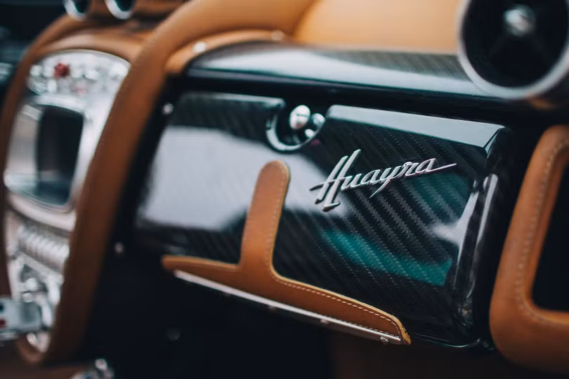 Mãn nhãn nội thất Pagani Huayra giá 78 tỷ đồng ảnh 11 Mãn nhãn nội thất Pagani Huayra giá 78 tỷ đồng ảnh 11