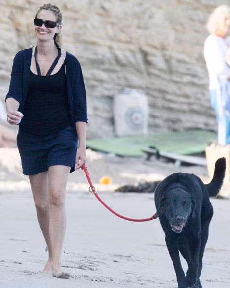 Ngắm nhan sắc "Người phụ nữ của thập kỷ" Julia Roberts ảnh 2