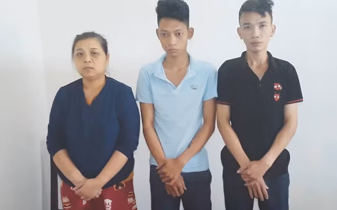 Tôn Nữ Thị Huyền và các đối tượng tại Cơ quan CSĐT.