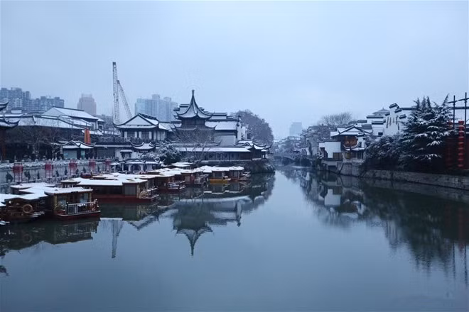 Khung cảnh tinh khiết, thanh nhã như trong những bộ phim cổ trang. Ảnh: Xinhua.
