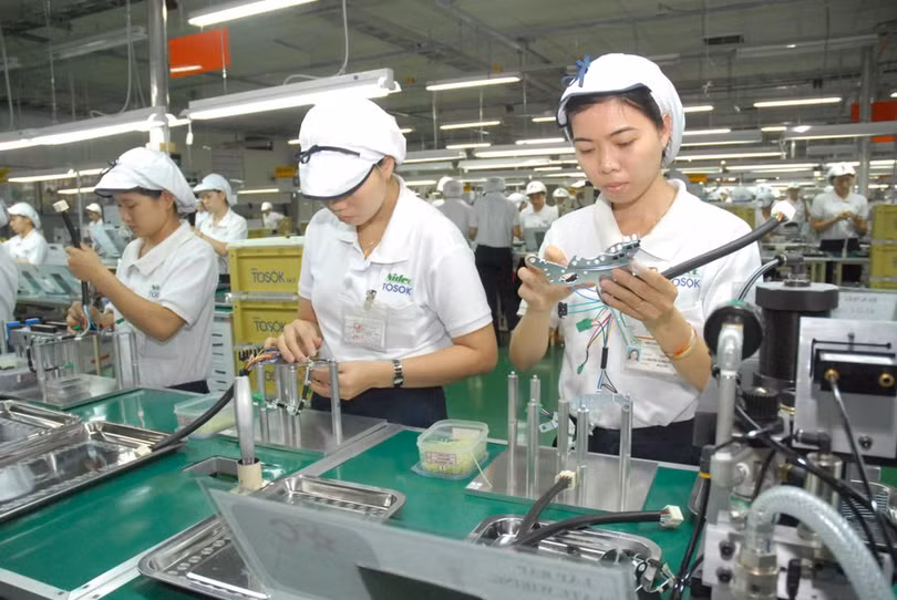 Nhiều quy định của các luật về doanh nghiệp và môi trường đầu tư kinh doanh đang trong tình trạng “ông chẳng bà chuộc”.