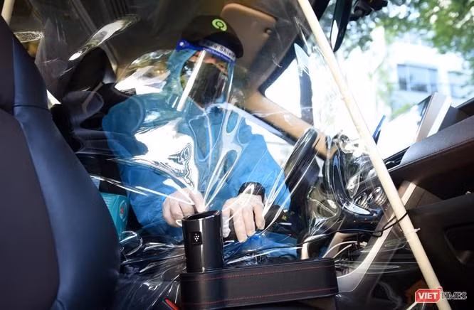 Tất cả các xe ôtô của GoCar đều được trang bị máy lọc không khí Sharp nhằm vô hiệu hóa virus trong không khí. Tất cả các xe ôtô của GoCar đều được trang bị máy lọc không khí Sharp nhằm vô hiệu hóa virus trong không khí.